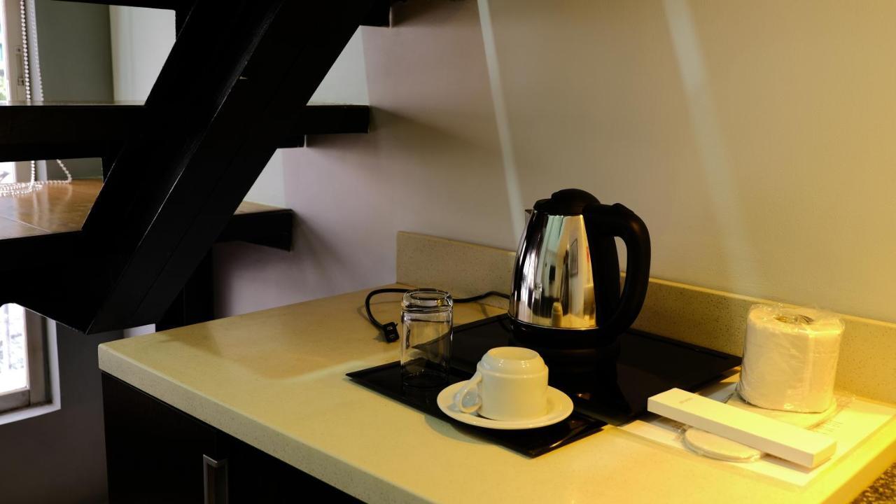 Havitat Boutique Hotel Makati City Buitenkant foto