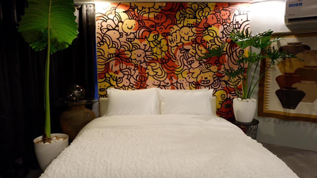 Havitat Boutique Hotel Makati City Buitenkant foto