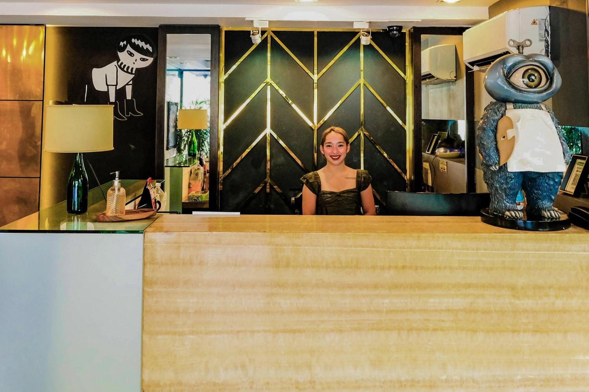 Havitat Boutique Hotel Makati City Buitenkant foto